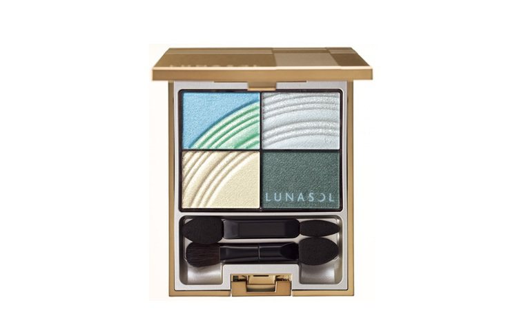 佳麗寶LUNASOL晶巧光燦眼盒（絢彩）＃02，售價1,800元。圖／佳麗寶提供