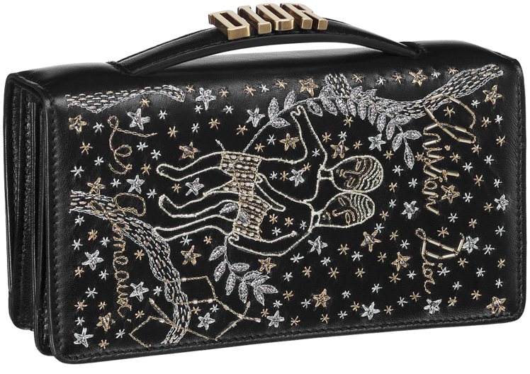 Constellation雙子座手工刺繡小羊皮晚宴包，77,000元。圖／DIOR提供