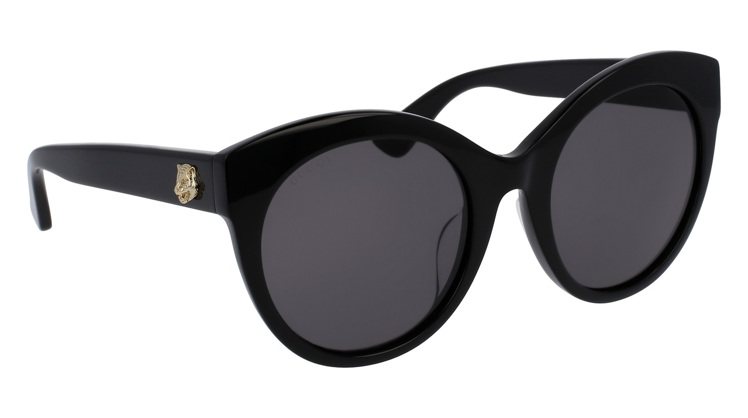 Gucci 貓眼造型太陽眼鏡，鏡架飾以老虎標識及標誌性雙G logo，價格未定。...