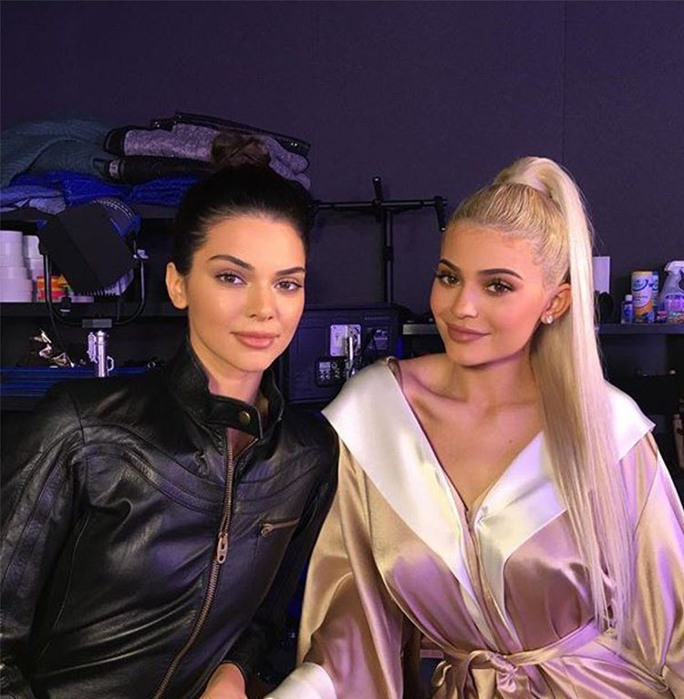 坎達爾珍娜、Kylie Jenner（右）。圖／擷自kendallj.com