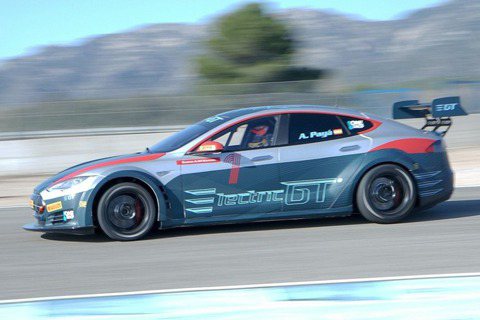 Tesla Model S Electric GT純電賽車  0~100km/h加速僅2.1秒！