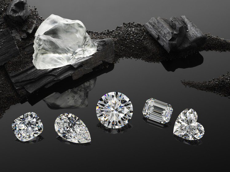 重達342克拉的「喀拉哈里女王」鑽石被切割成23顆鑽石，其中有5顆的重量超過20克拉。圖／蕭邦提供