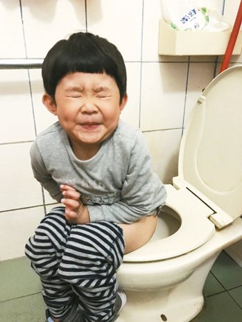 因為緊張焦慮而引發的「頻尿症」最常發生於4-6歲的兒童<br />記者陳雨鑫／攝影