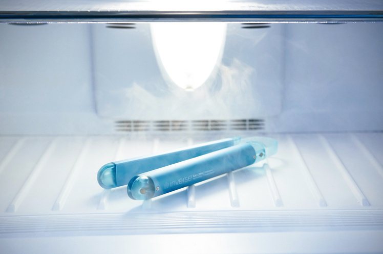 首次使用須將專利冷凝冰芯先置放冷凍庫2小時。圖／美沙國際提供