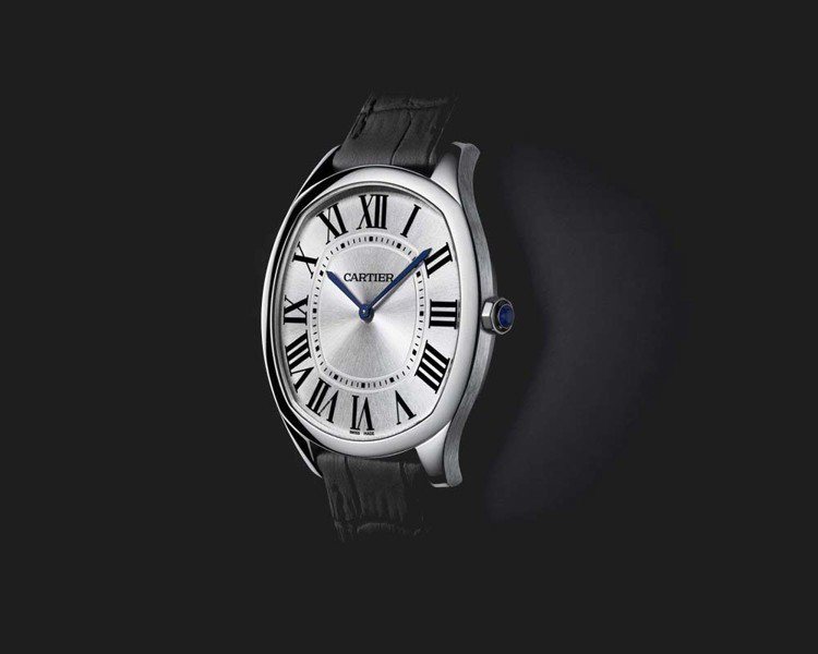 卡地亞Drive de Cartier系列白金超薄腕表，53萬元。圖／Cartier提供