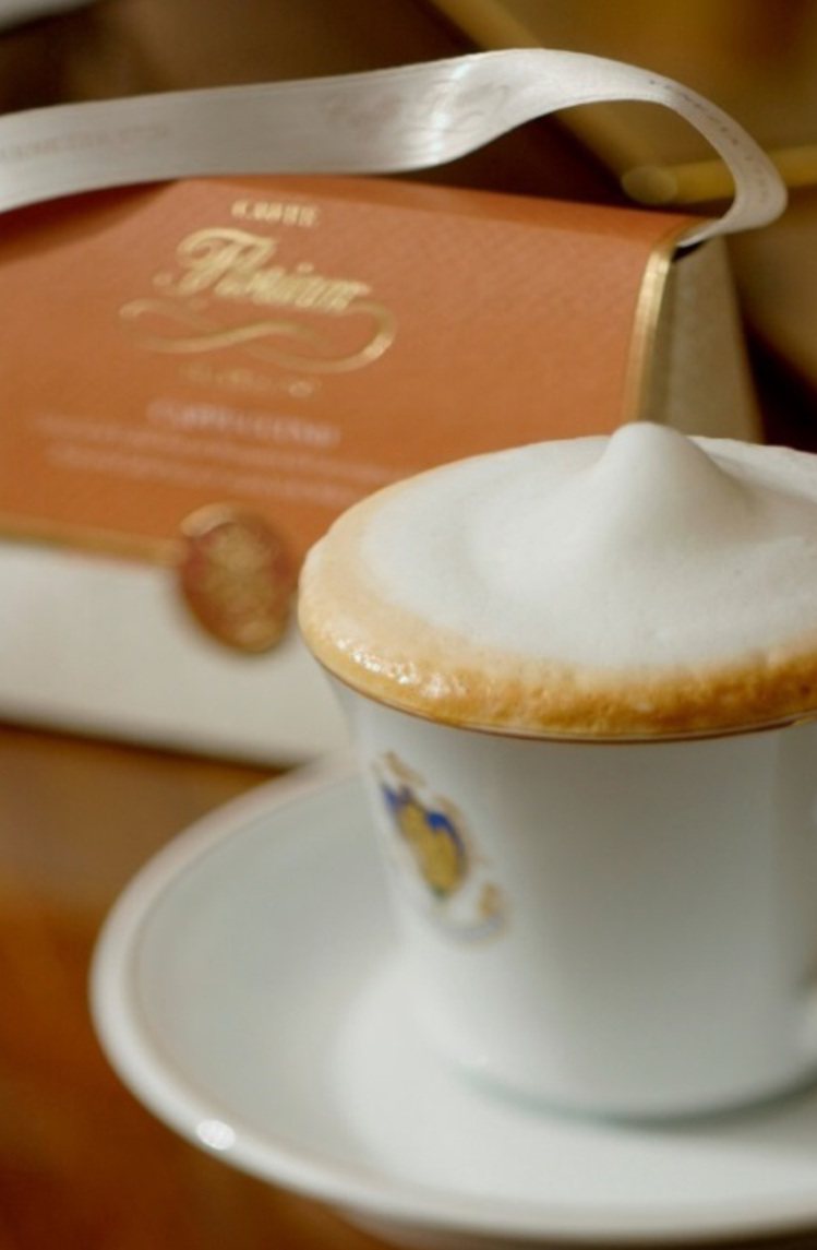 海明威也愛喝的Caffe Florian卡布奇諾。圖／新光三越提供