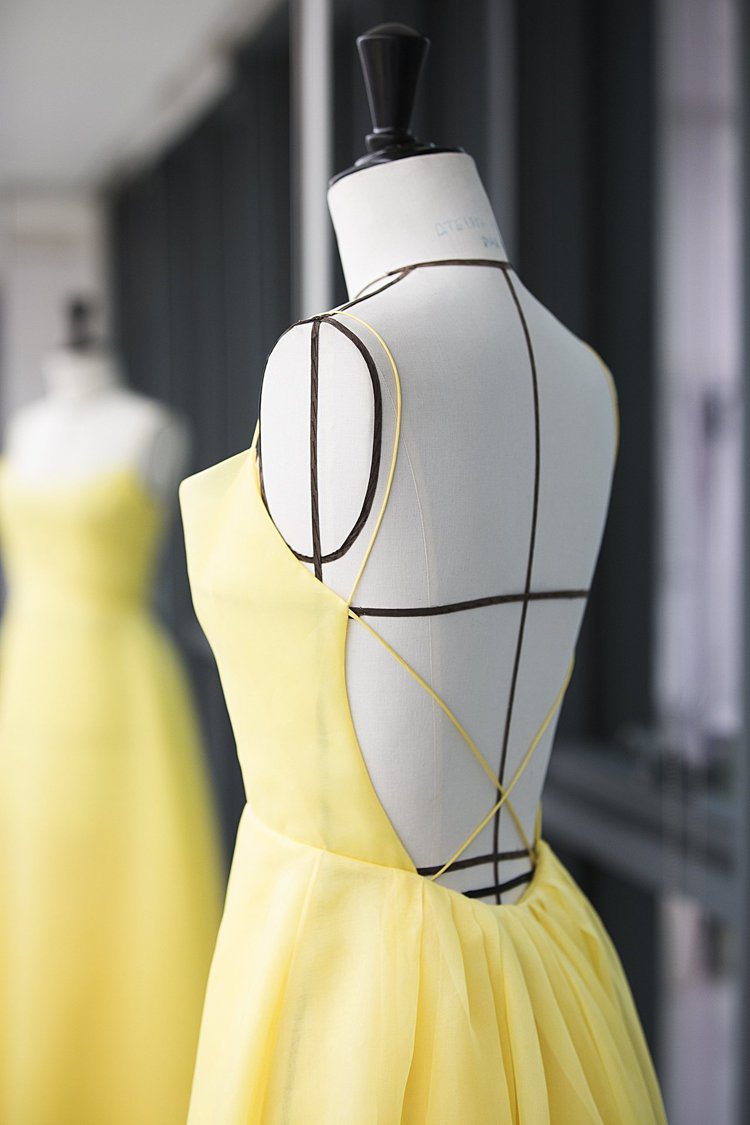 Dior巴黎工坊製作艾瑪華森高級訂製服的過程。圖／Dior提供（攝影Sophie...