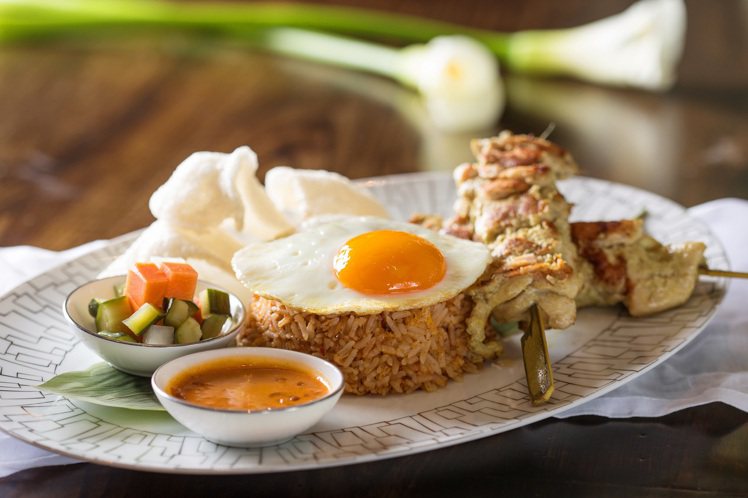 印尼炒飯也是點餐率頗高的料理。圖／文華東方提供