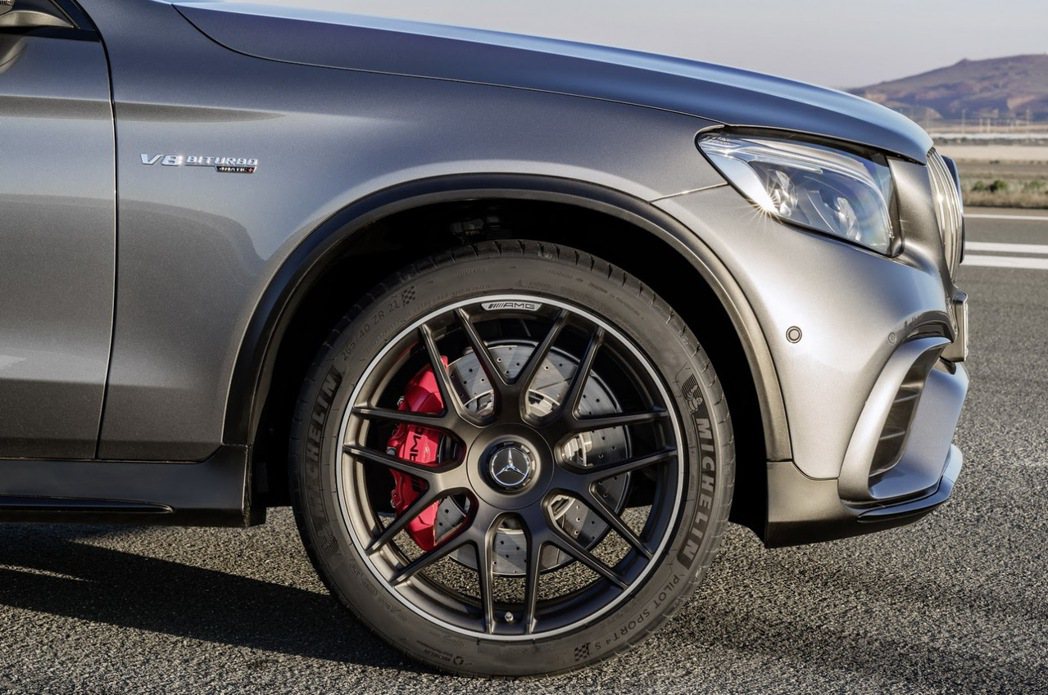 Mercedes-AMG GLC63與Coupe使用19吋輪圈，至於更高階的S版...
