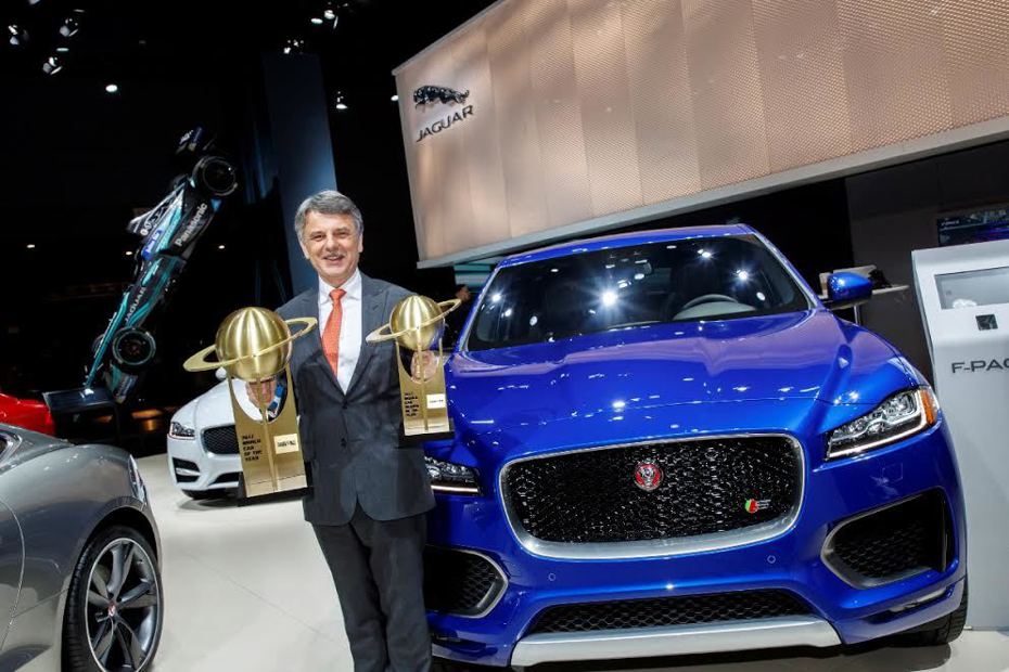 2017年度世界風雲車大獎(World Car Awards)由Jaguar旗下首款跑車型SUV F-PACE奪得。拿獎盃者為Jaguar Land Rover全球執行長Dr.Ralf Speth。 Jaguar提供