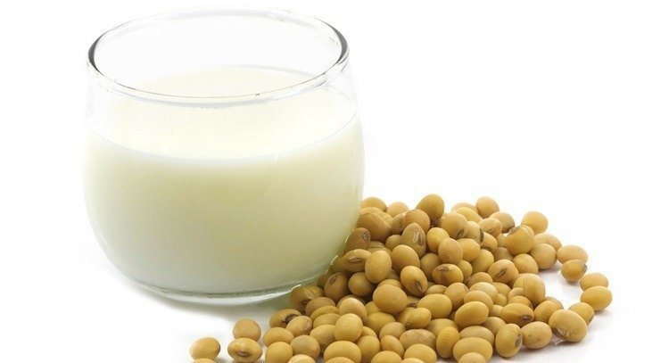 想補充蛋白質，營養師建議可喝豆漿、盒裝豆腐等豆製品。圖／報系資料照