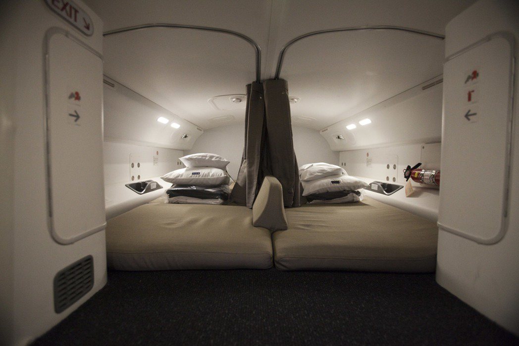 美國聯合航空波音787客機的機組員臥鋪。 （美聯社）