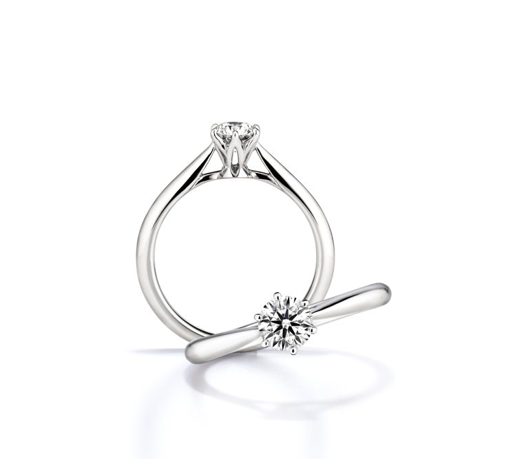 Saint glare訂婚戒指，6爪鑲嵌設計，極細化的抓鑲接點，綻放鑽石璀璨光芒...