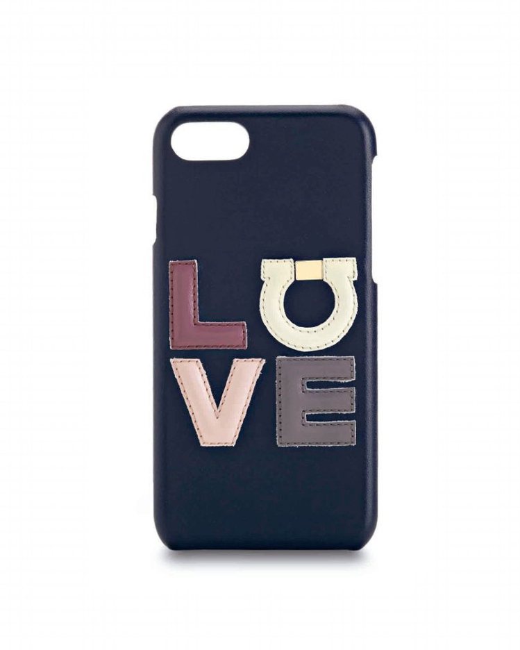 LOVE系列紫藍色手機殼，8,200元。圖／Ferragamo提供