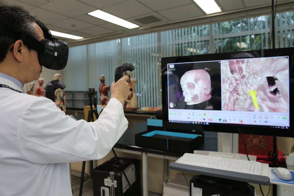 訓練外科醫師 VR虛擬實境幫大忙