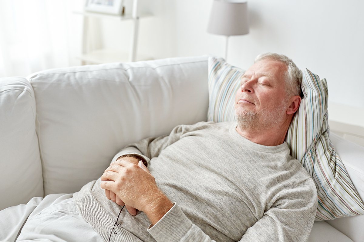 研究結果顯示，一夜安眠不僅讓人醒來後神清氣爽，而且愈來愈多證據顯示睡眠安穩可能有助於防止老人失智。