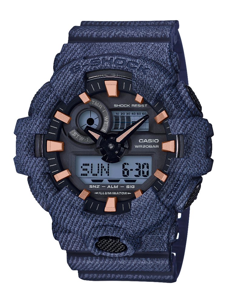 G-SHOCK GA-700DE-2A腕表，約4,500元。圖／Casio提供