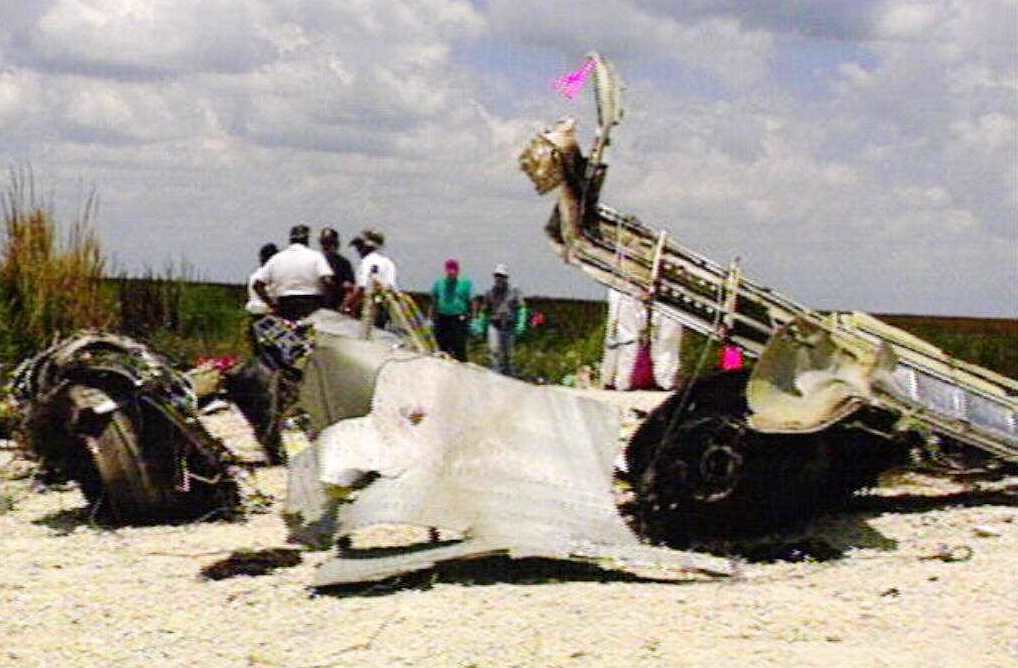 1996年5月11日，美國超值航空（Valujet）VJ592在空中起火墜毀。 ...