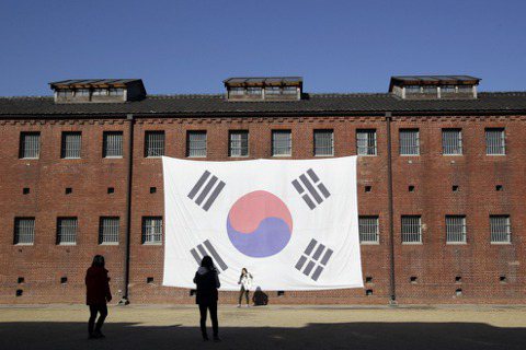 獨立敘事的極限：難以展示的韓國戒嚴與冷戰經驗