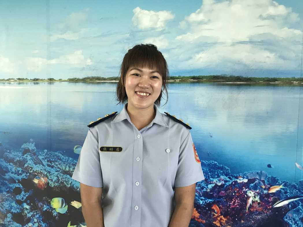在東沙島服務3年多的上士分隊長張幼慈是島上第一個媽咪。記者蕭雅娟／攝影