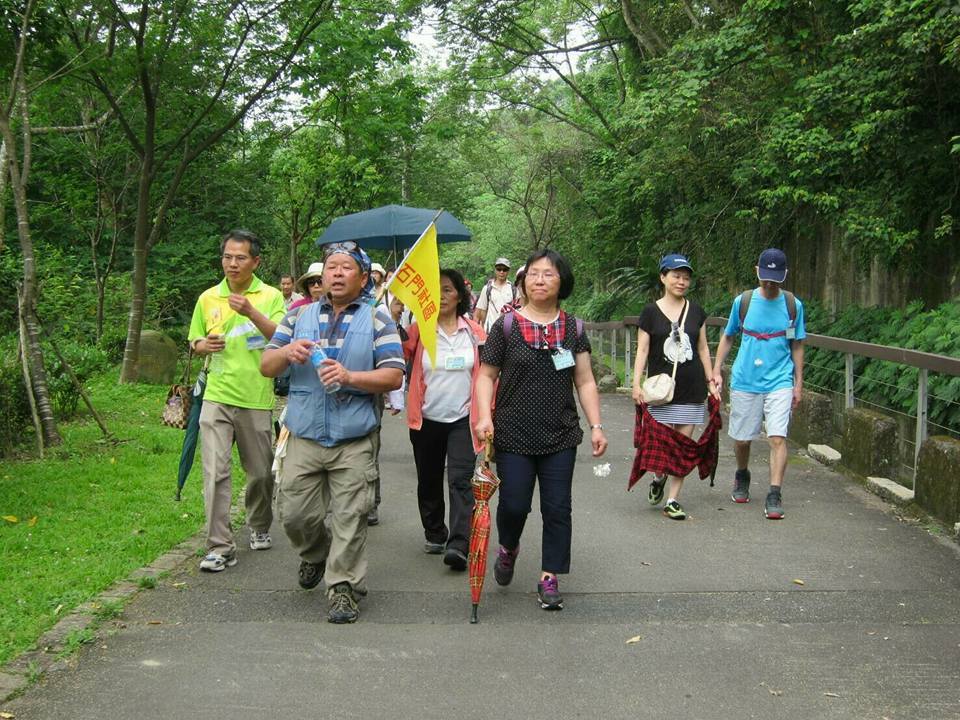 經營農場的孔俊凱，對於旅遊景點導覽相當在行，也是專業導覽人員，現在在台灣各地都可...