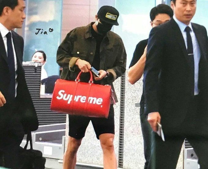 即將於中午抵台的孔劉在仁川機場戴著HUF帽款。圖／取自IG（sammi_chen0222）