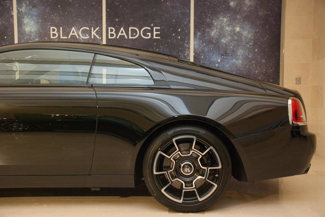 Rolls-Royce Wraith Black Badge。記者林昱丞／攝影
