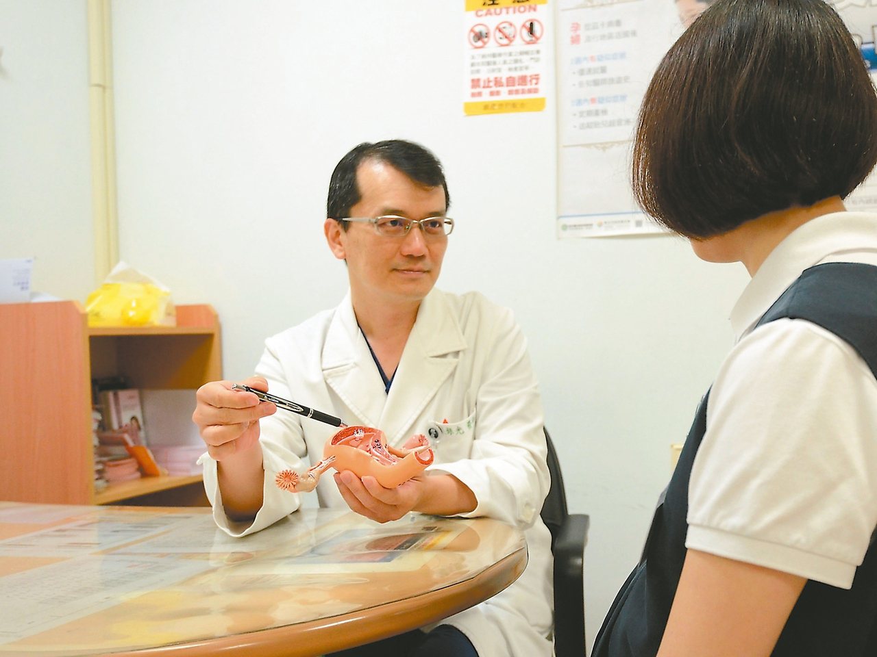 台北慈濟醫院婦產科主任張銀光指出，婦女懷孕最後1個月到產後5個月間，可能發生周產期心肌病變。