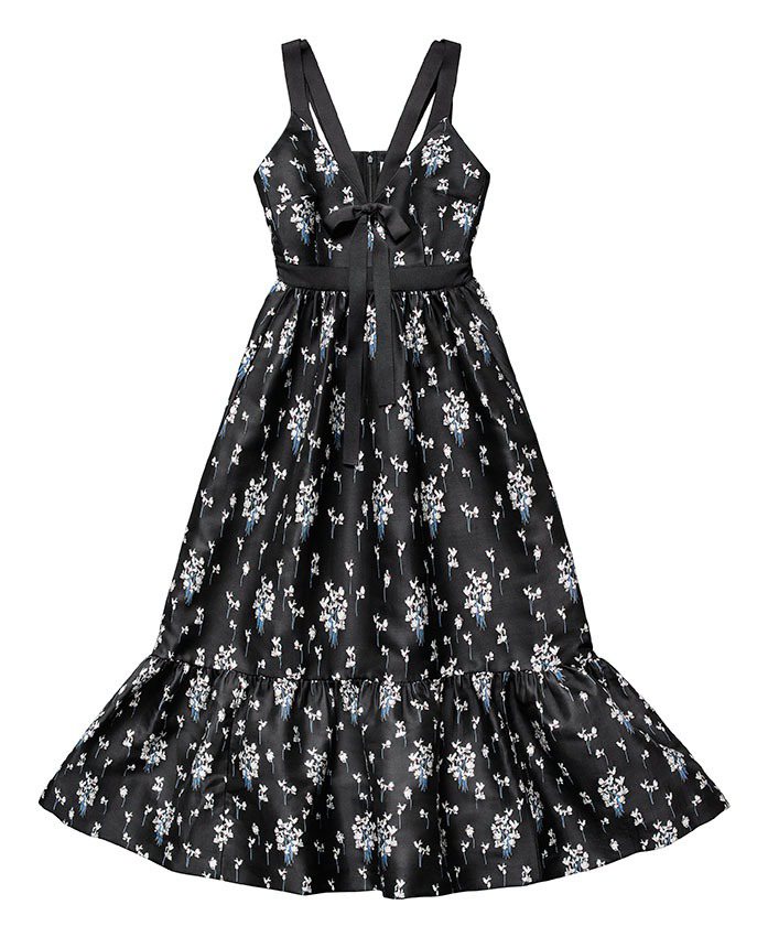 ERDEM x H&MＭ系列女裝，7,999元。圖／H&M提供