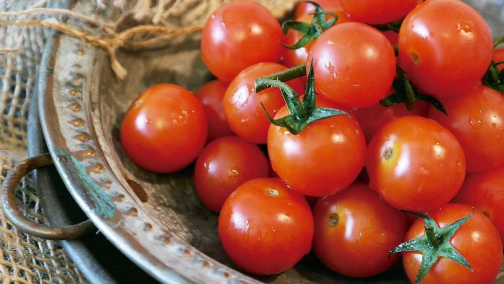 番茄有強大的抗氧化成分─茄紅素。如果你常吃番茄泥、番茄醬，那麼恭喜你已攝取不少茄...