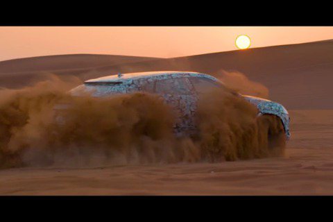 (影片)  Lamborghini <u>Urus</u>馳騁沙漠的功力 連駱駝都讚嘆！