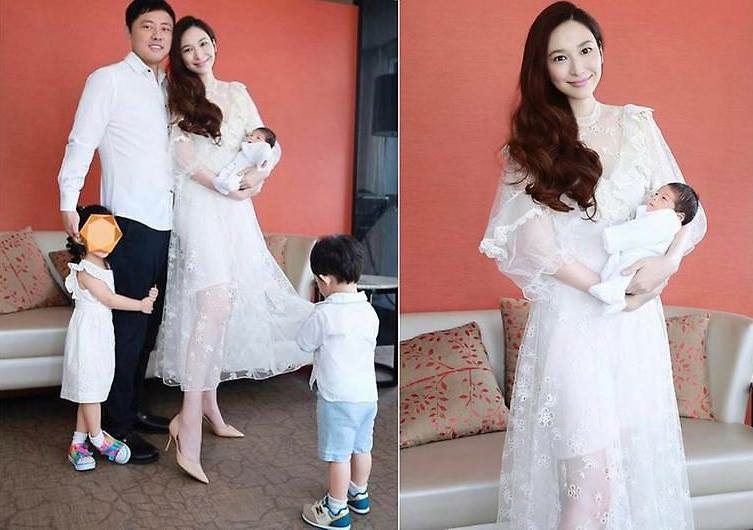 吳佩慈雖和紀曉波尚未登記結婚，但對已為她生了三個孩子的她十分大方。圖/摘自臉書