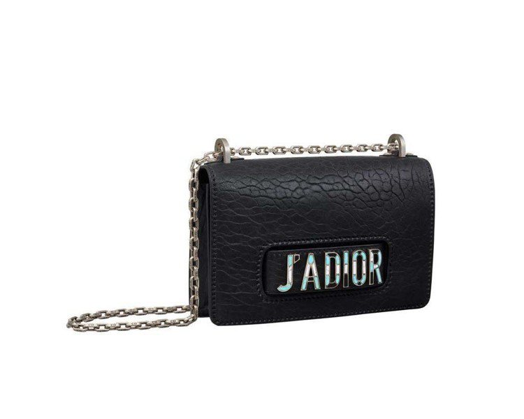 J’adior黑色峽谷壓紋小羊皮馬賽克寶石鑲嵌手拿鍊帶包，售價13萬元。圖／Dior提供