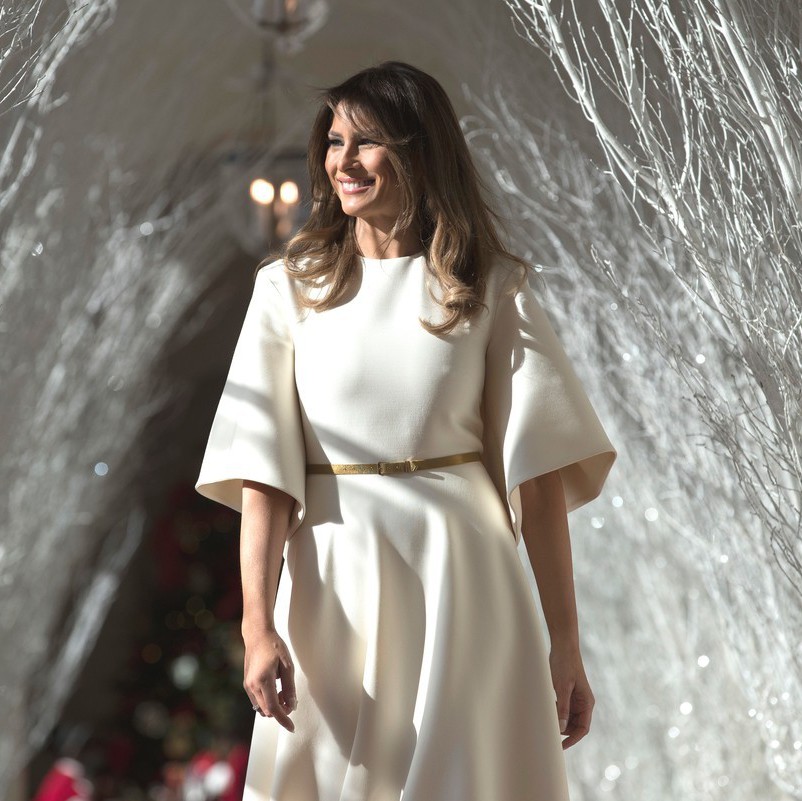 <u>梅蘭妮亞</u>川普超愛這件Dior洋裝  白宮過耶誕又穿
