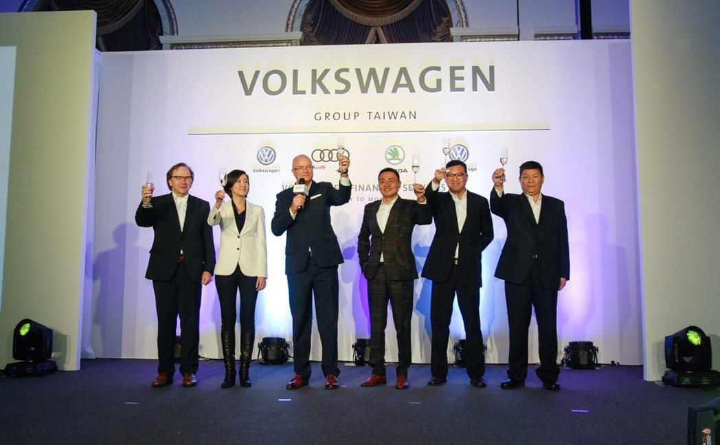 擁有 Audi、Volkswagen、Škoda 與 VW CV福斯商旅的台灣福斯集團， 今年達成逾兩萬三千輛的銷售佳績，並成為全台第三大進口車集團。 記者林鼎智／攝影