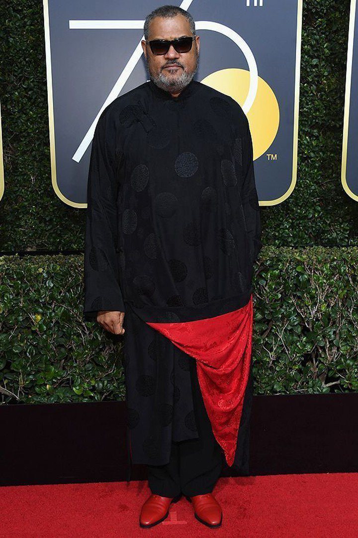 黑人男星Laurence Fishburne則是以特別的鑲紅內裡黑色中式馬褂走紅毯
