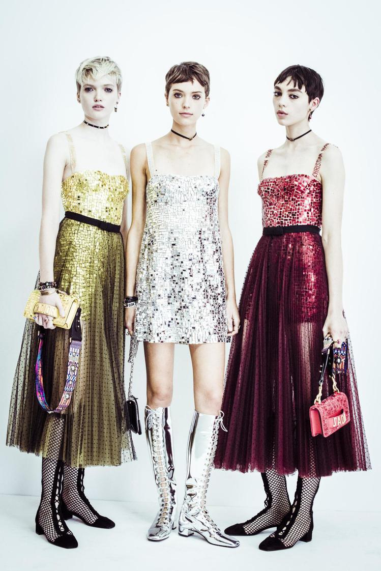 鏡面紗裙系列是2018春夏的亮點之一。圖／Dior提供