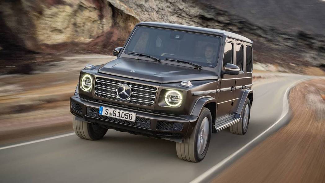 Mercedes-Benz G-Class一直以硬派形象及優異的越野性能，被許多...