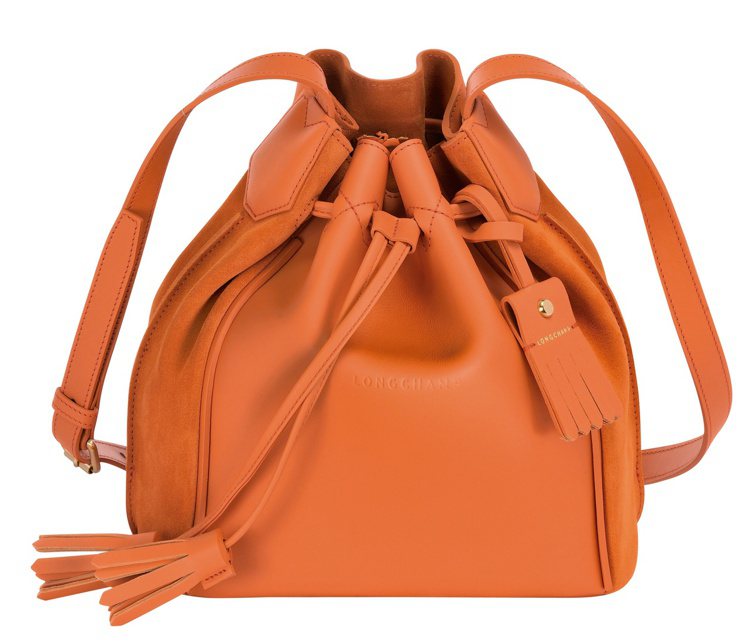 Penelope Soft橙色，售價27,200元。圖／Longchamp提供