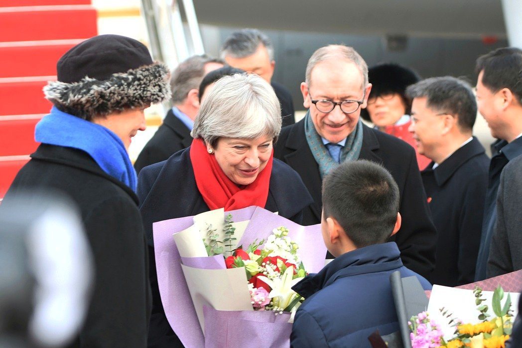 英國首相梅伊昨日抵達湖北武漢，開啟她首次訪華之旅。 （新華社）