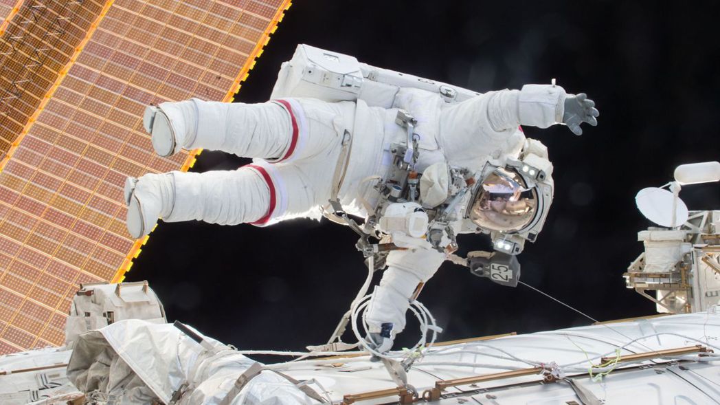俄羅斯計劃讓登上國際太空站的付費觀光客能外出進行太空漫步。路透