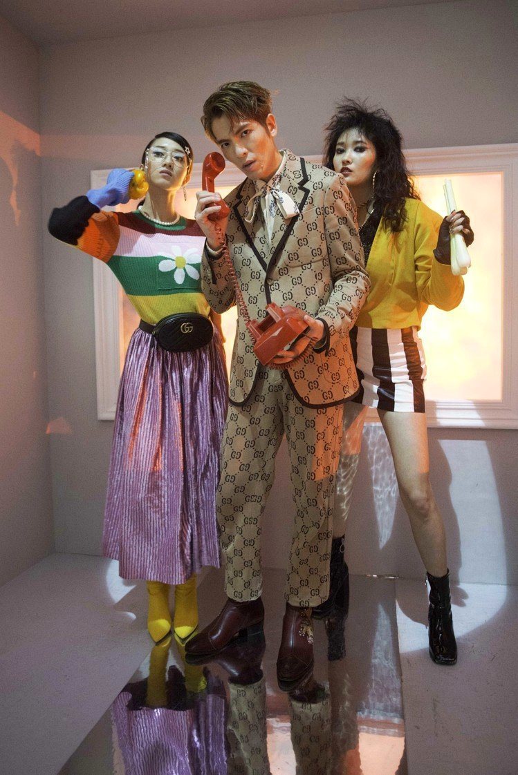 拍攝《皮囊》單曲MV，蕭敬騰換穿一系列Gucci早春新裝。圖／華納音樂提供