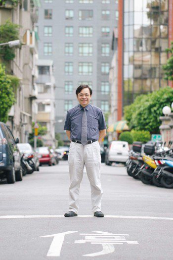 新光醫院教學研究部副主任、心臟內科主治醫師洪惠風，5年前罹患顏面神經麻痺，透過中西醫治療康復。

圖／洪惠風提供