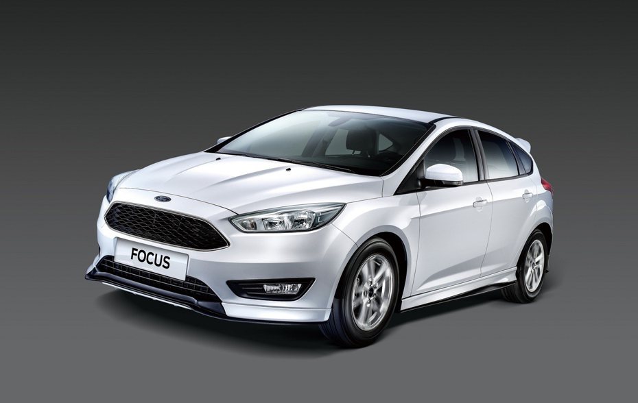 New Ford Focus型動勁速版全車加裝空力套件，限量優惠價69.9萬元起。 圖／福特六和提供