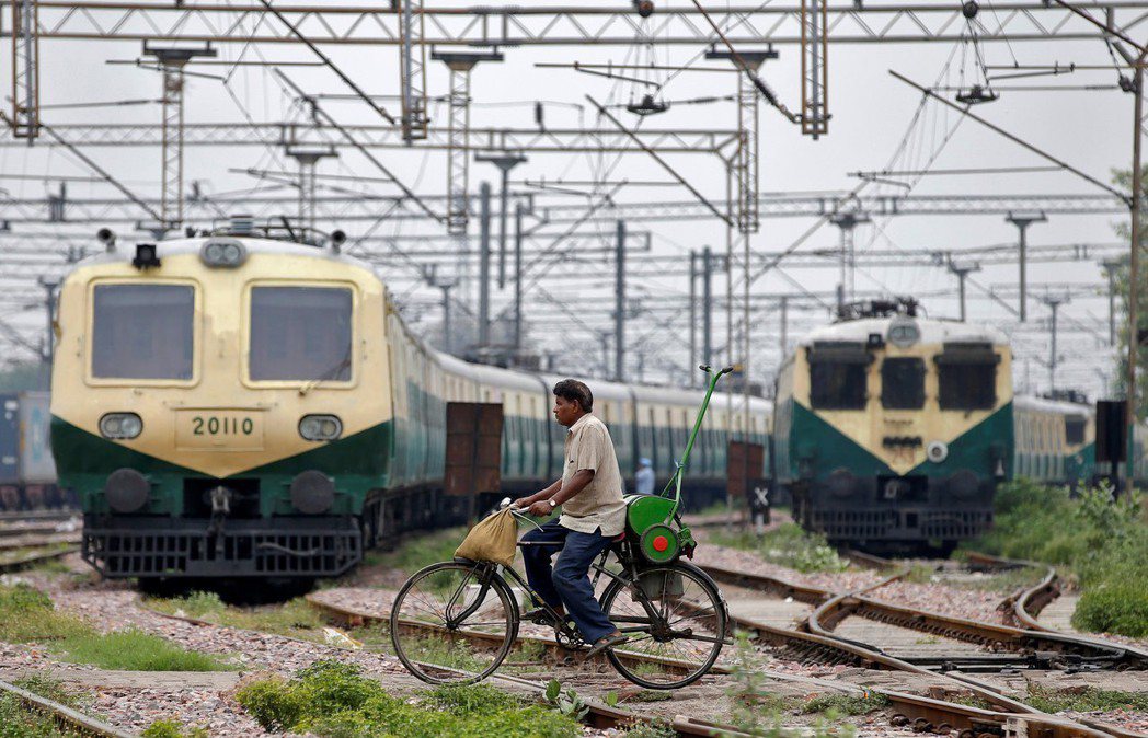 印度有著亞洲最古老的鐵路系統，早在英國殖民時期即開通，運載並疏通帝國利益。 圖／...