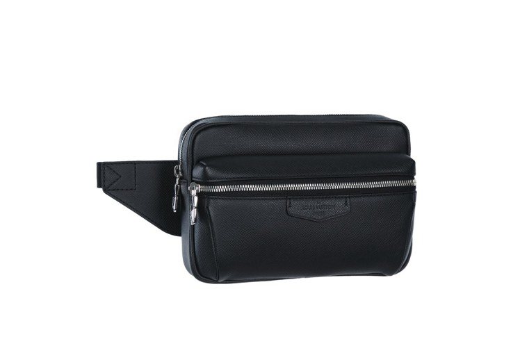 Taiga Noir Outdoor腰包，售價59,500元。圖／LV提供