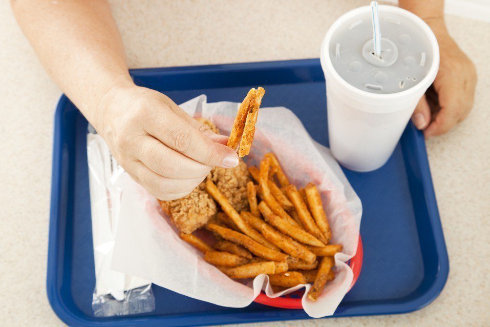外食可能會增加對塑化劑的接觸。