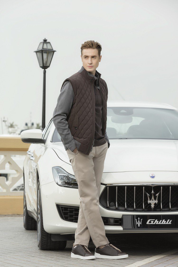 Zegna就與同樣源自義大利的超跑品牌Maserati合作，推出限定系列服飾。圖／Ermenegildo Zegna提供
