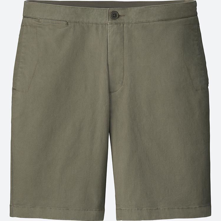 UNIQLO與Tomas Maier聯名系列男裝輕便卡其短褲，約990元。圖／摘自UNIQLO官網