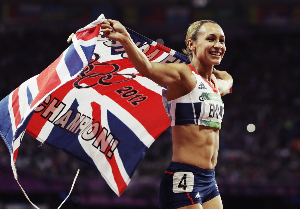 移民與其後代，甚至能夠代表英國參加奧運，甚至奪得金牌。圖為英國田徑選手潔西卡．恩...